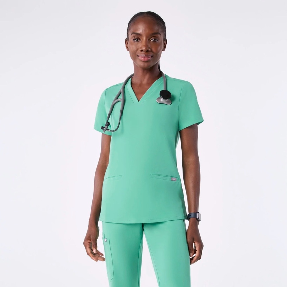 Surgical green set ! Petite pants